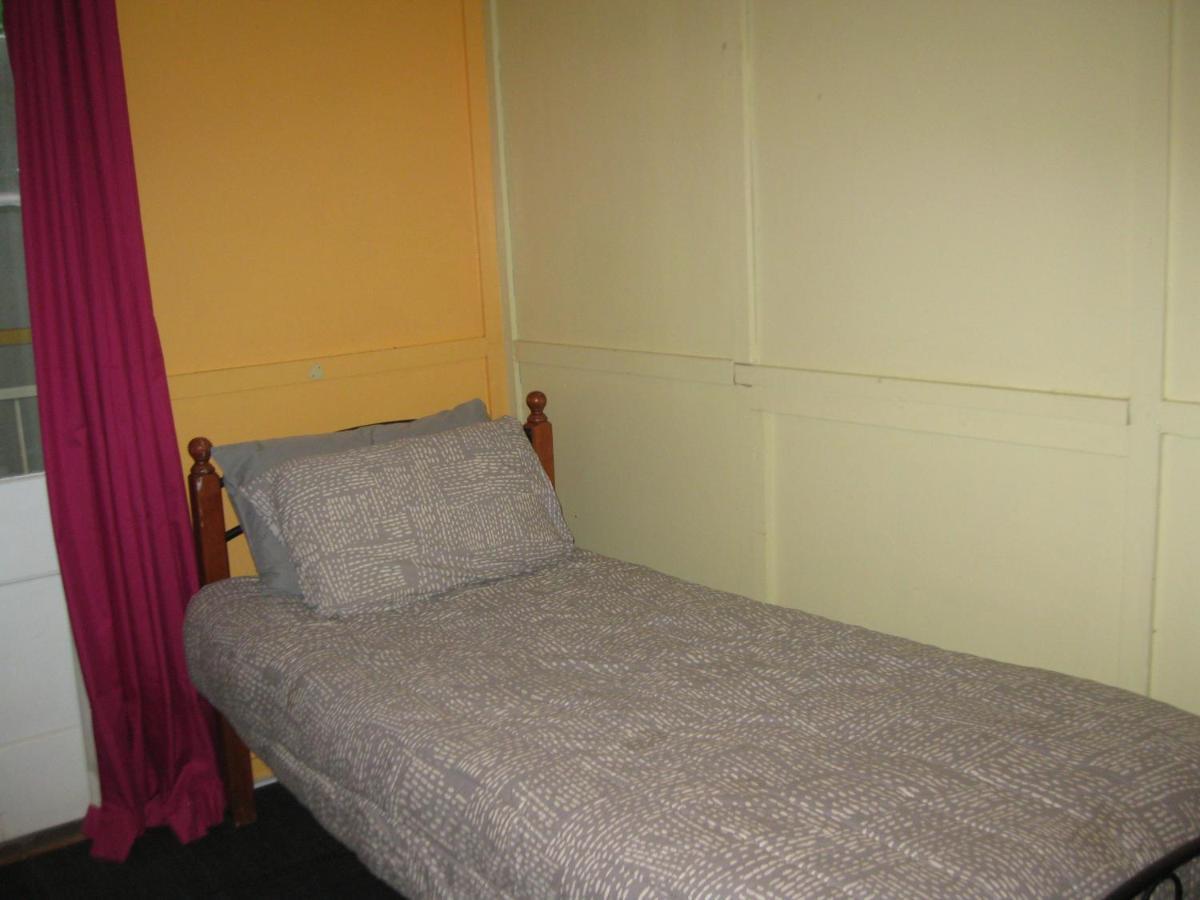 Australian Hotel Winton Budget Hotel Accommodation Luaran gambar